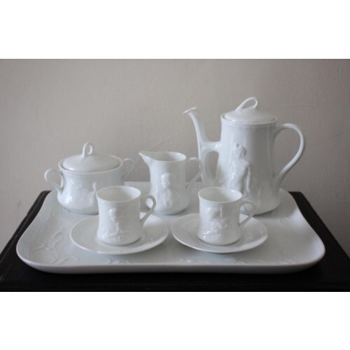 Set caffè fuori - set, produzione